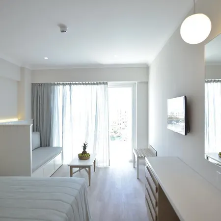 Hotel Sunrise Gardens