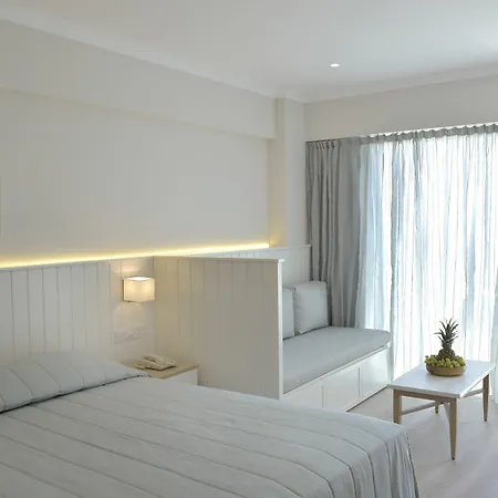 Sunrise Gardens Hotel 4*